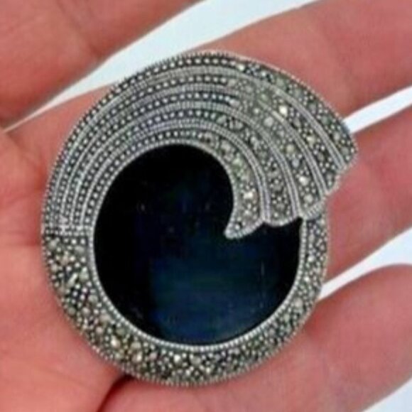 Signed FAS 925 Sterling Silver Marcasite and Onyx Brooch Pin Vintage Deco Style - Picture 3 of 4